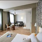 L'aparthotel Lhl Aparthotel