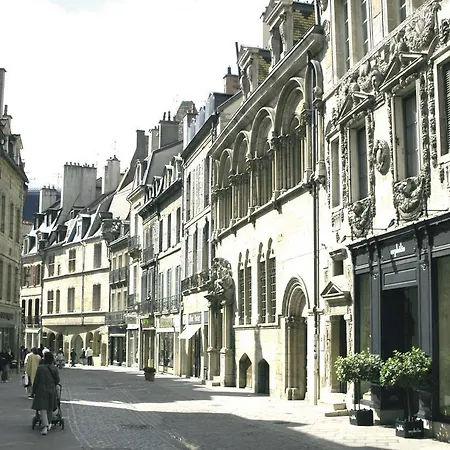 L'aparthotel Lhl 아파트호텔