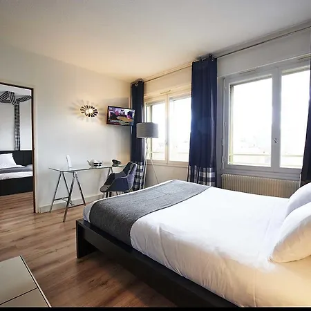 L'aparthotel Lhl Lägenhetshotell 3*