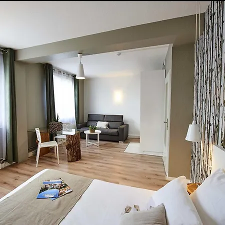 L'aparthotel Lhl 아파트호텔