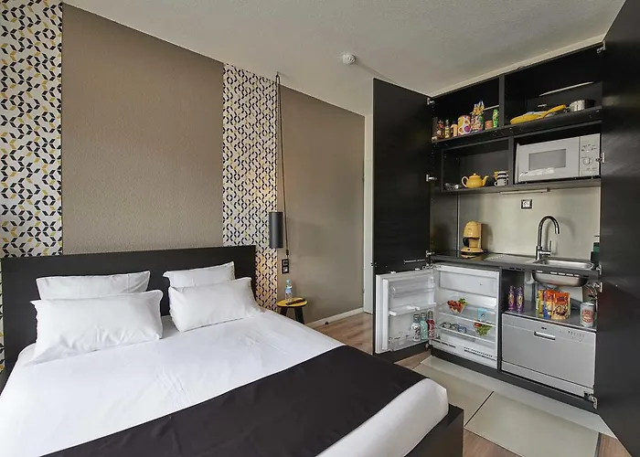 アパートホテル ラパルトテル Lhl