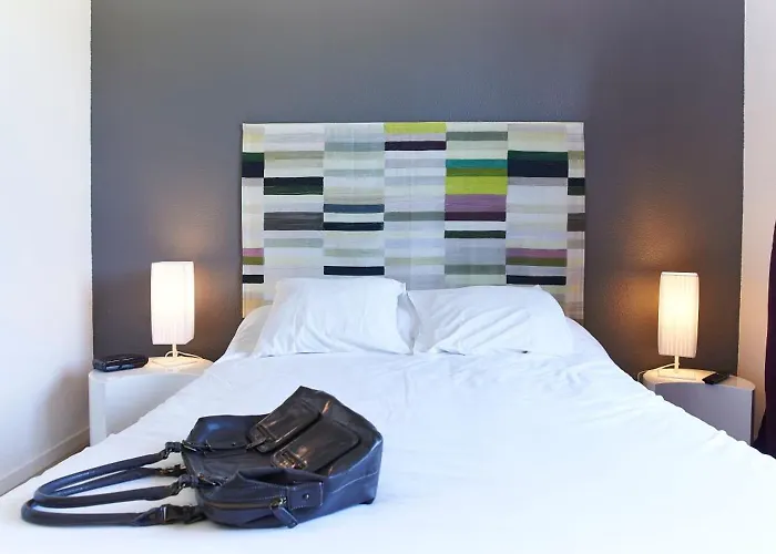 L'aparthotel Lhl Lägenhetshotell 3*